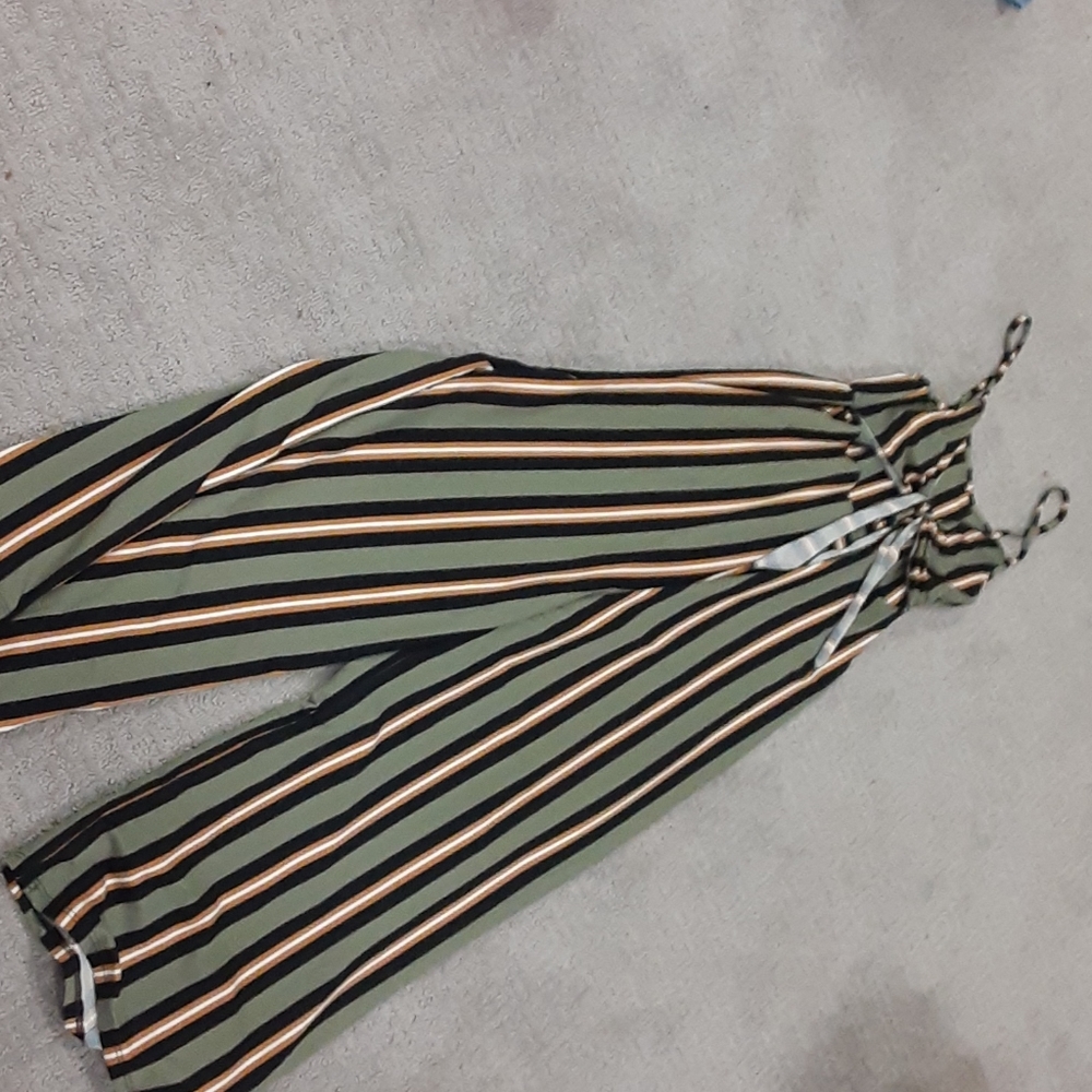 Striped pansuit - Picture 2 of 2